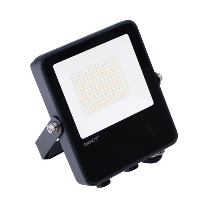 BLAZE-PRO 50/70/100W LED BOX FLOODLIGHT F&P BLK TRIO 19918